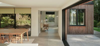 Rolgordijnsystemen, SG 4955, Colorama 2, Cedars, Ipswich, Suffolk, United Kingdom