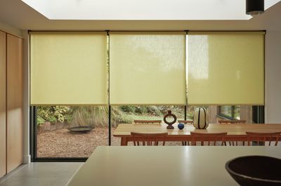 Rolgordijnsystemen, SG 4955, Colorama 2, Cedars, Ipswich, Suffolk, United Kingdom